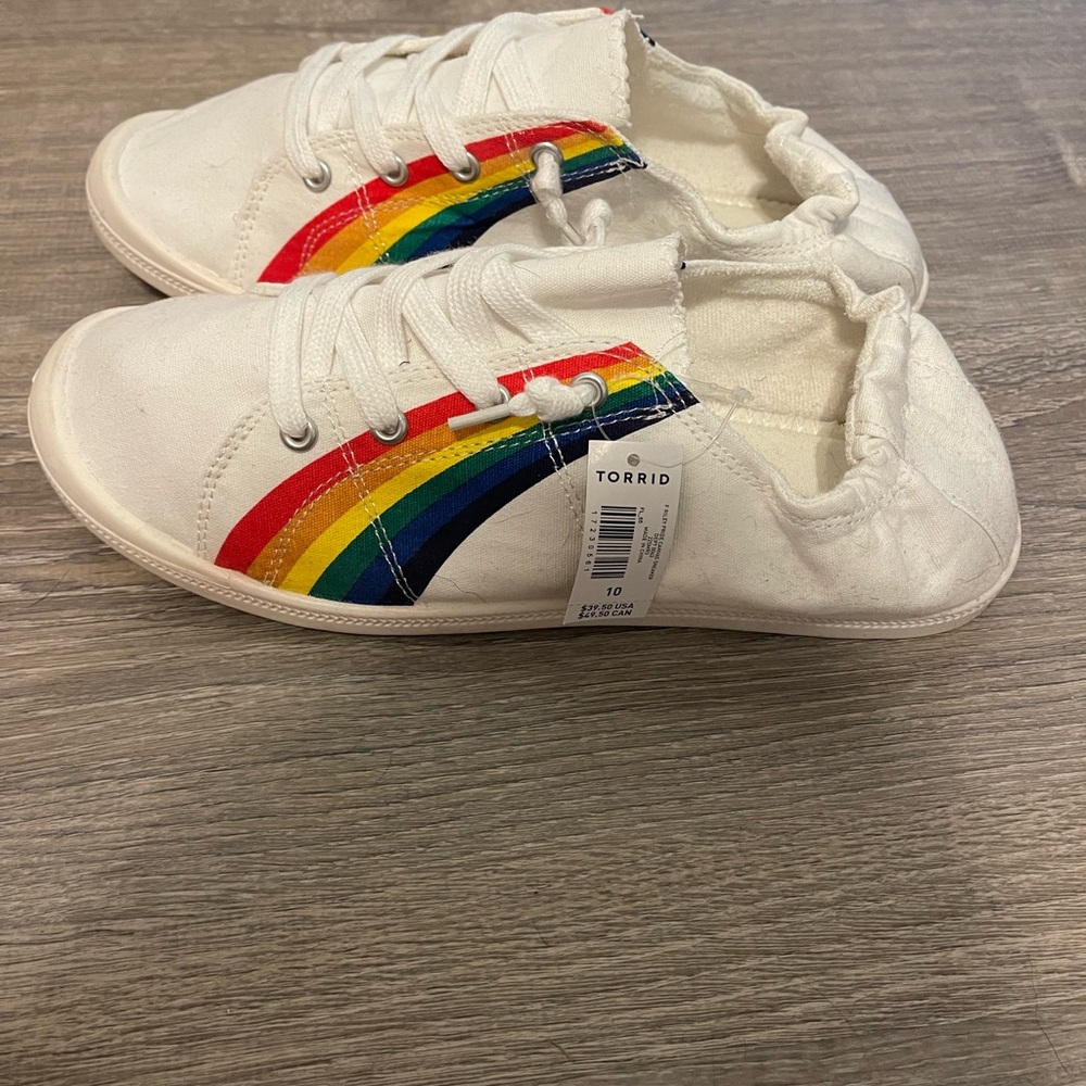 Torrid Riley shoes size 10WW.  Brand new never worn.   Rainbow design